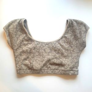Vintage crop top, size medium